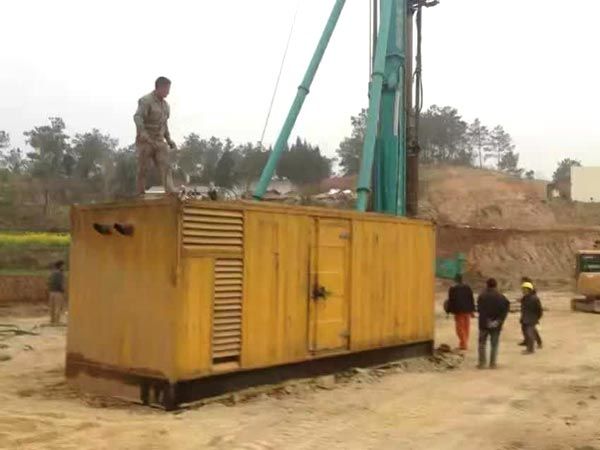 兰陵如何判断水冷式机油散热器密封件是否需要更换？